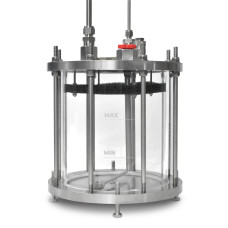 Ёмкость для изготовления наномасляной эмульсии / хроматографическая колонка